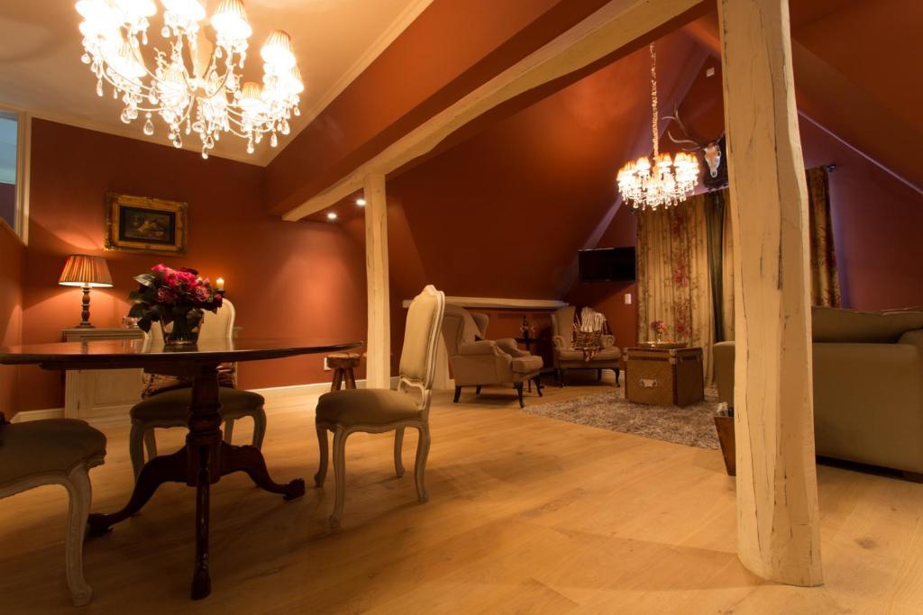 B&B Villa Reynaert Opoeteren Værelse billede